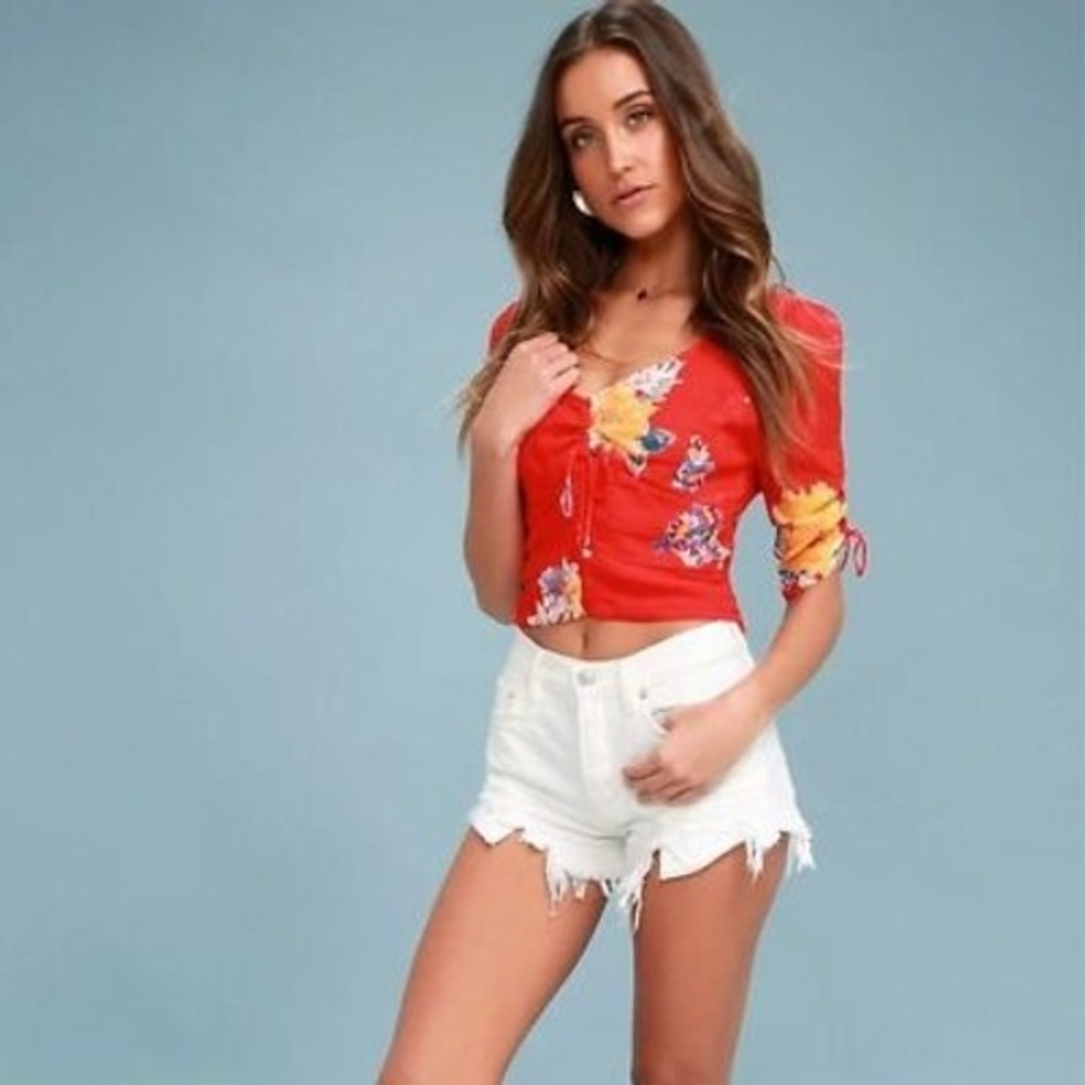 We The Free People Sz 30 Shorts Loving Good Vibrations Spring White Denim Cutoff